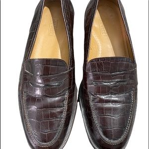 Howard Powell leather embossed mens shoes size 11.M